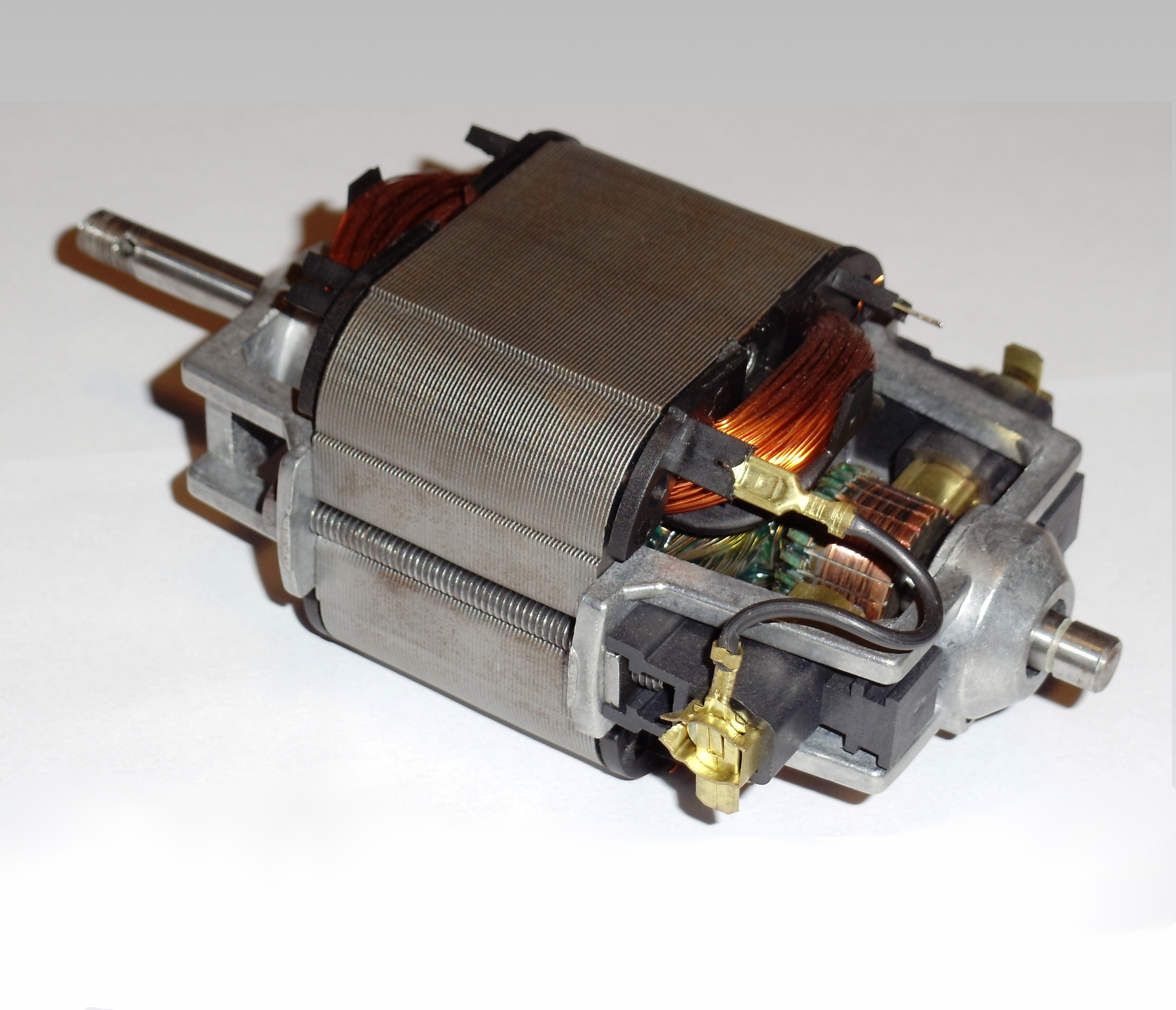 foto motor universal 2